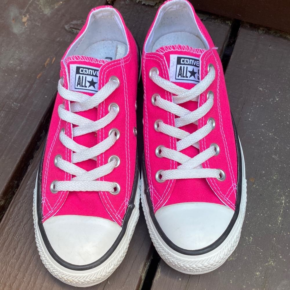 Converse low top shoes
